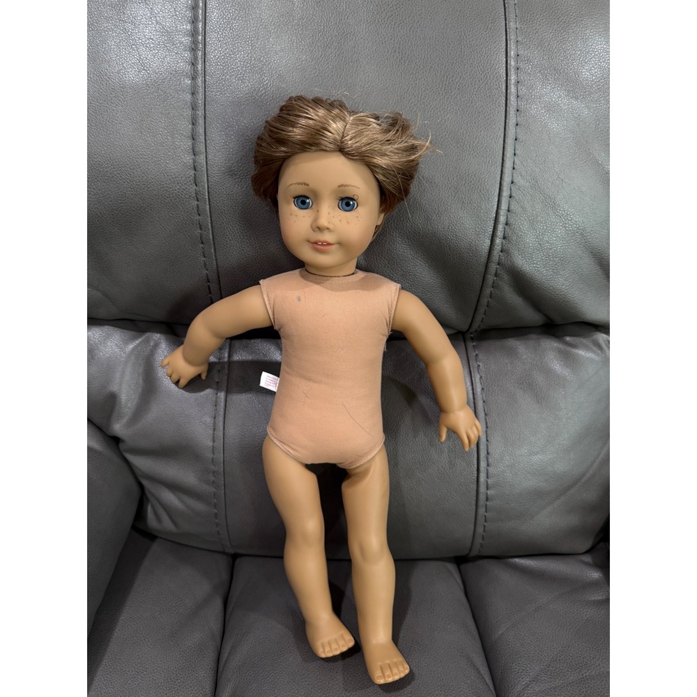 American Girl Doll Blond‎ Hair Blue Eyes 2008
